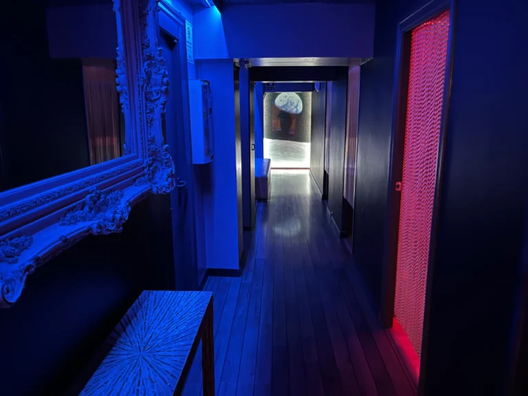 swinger club libert barcelona pasillo 768x576