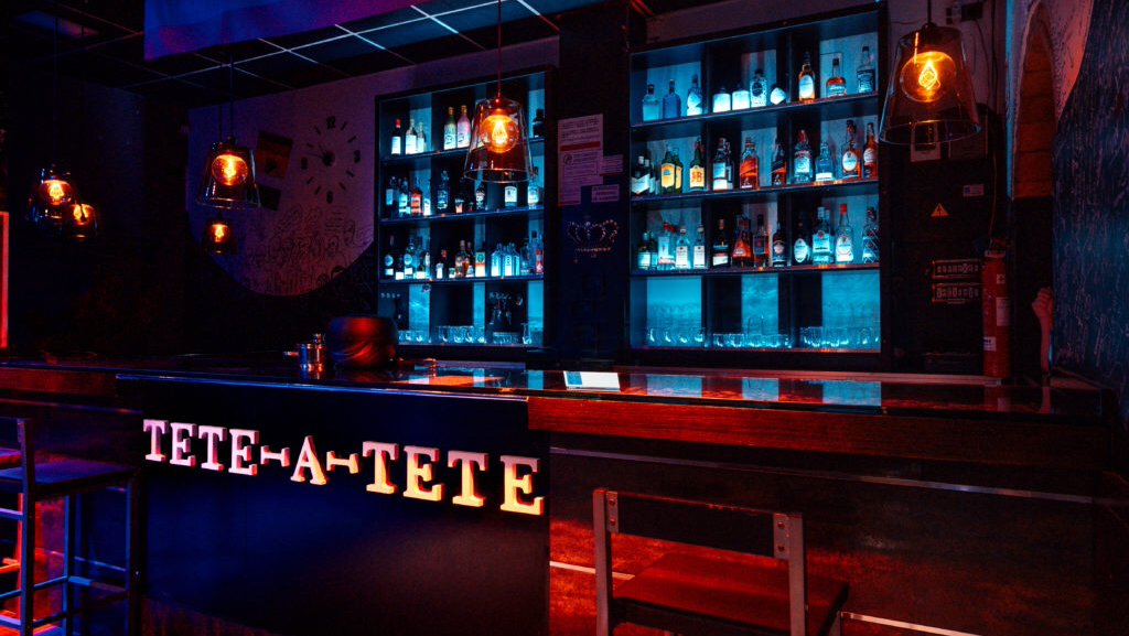 Tête-à-Tête